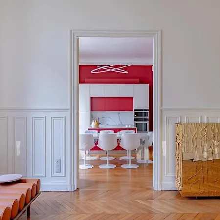 Διαμέρισμα 4000sqft Luxurious Designer Ave George V - Golden Triangle *
